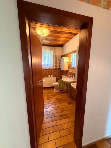Badezimmer EG